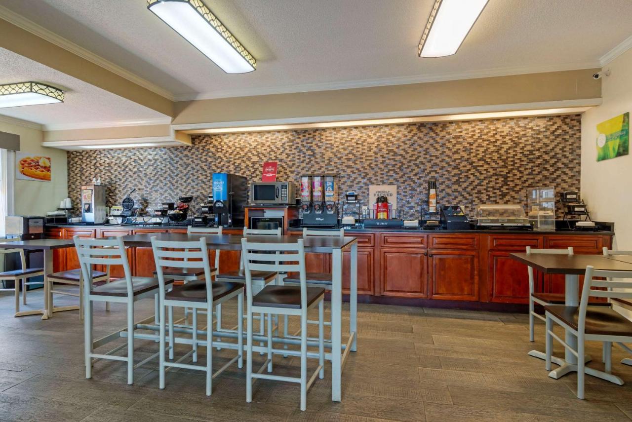 Quality Inn Ashburn Dış mekan fotoğraf