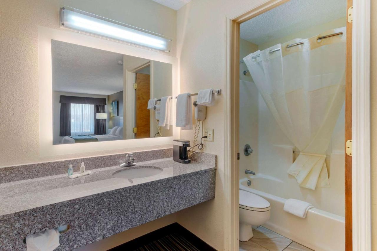 Quality Inn Ashburn Dış mekan fotoğraf